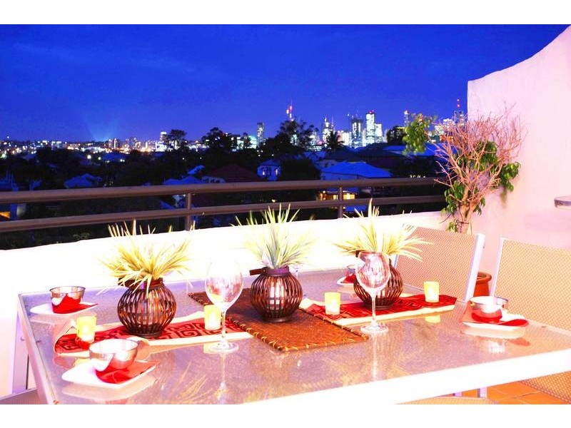 8/18 Dornoch Terrace, Highgate Hill QLD 4101