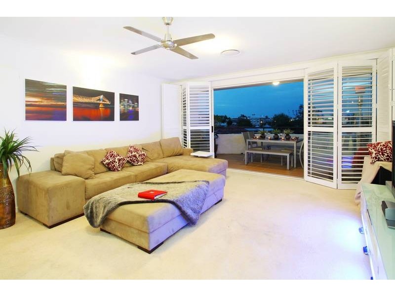 8/18 Dornoch Terrace, Highgate Hill QLD 4101