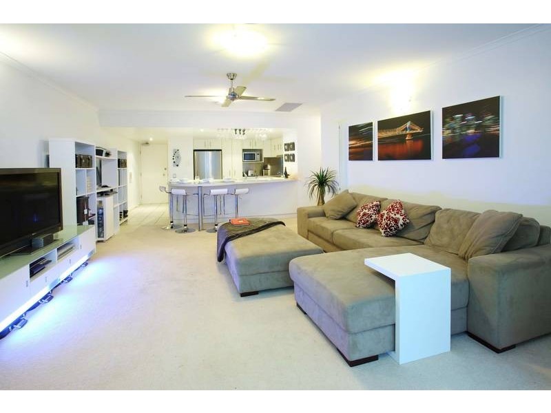 8/18 Dornoch Terrace, Highgate Hill QLD 4101