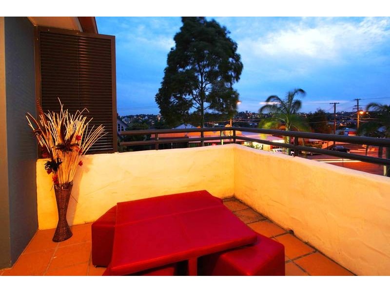 8/18 Dornoch Terrace, Highgate Hill QLD 4101