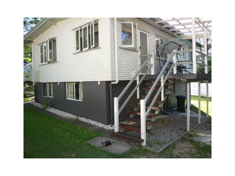 21 Princeton Street, Kenmore QLD 4069