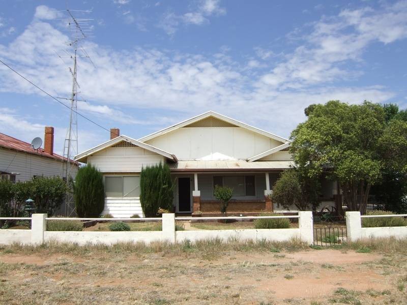 110 Cypress Road Pine Hill, Narrandera NSW 2700