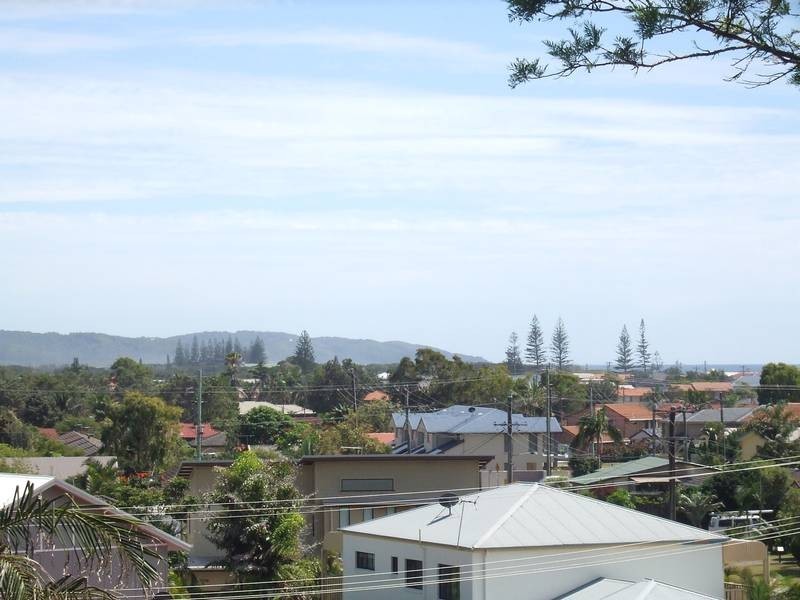 6 Sunrise Crescent, Lennox Head NSW 2478