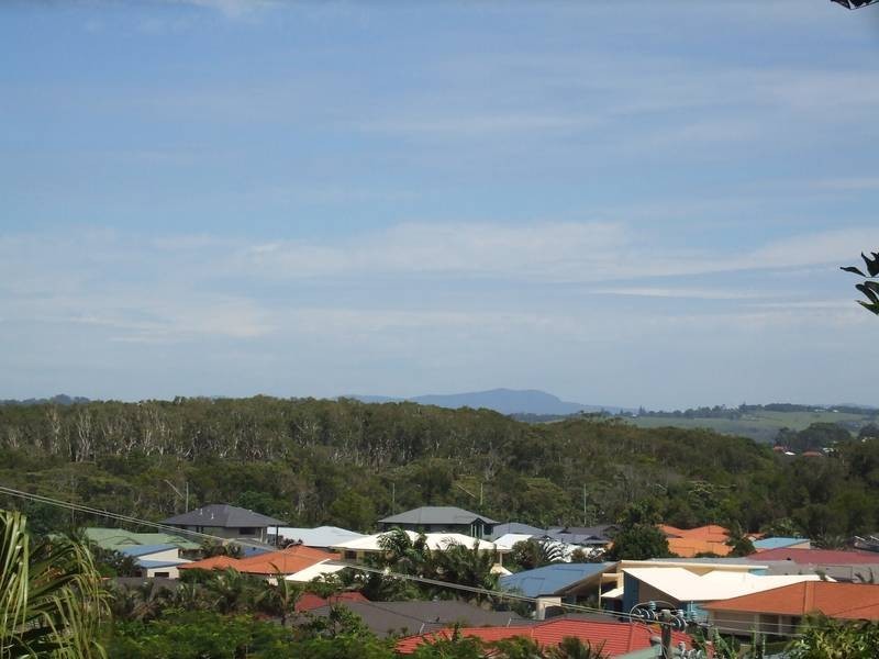 6 Sunrise Crescent, Lennox Head NSW 2478