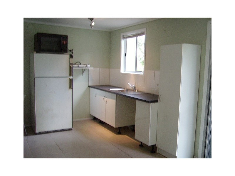 2/305 Riverbank Road, Pimlico NSW 2478