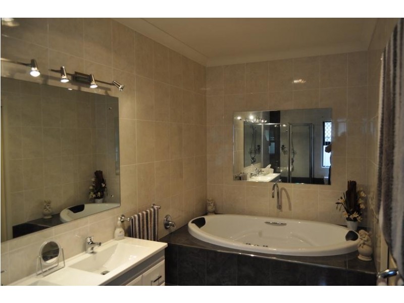 37 Unara Parkway, Cumbalum NSW 2478