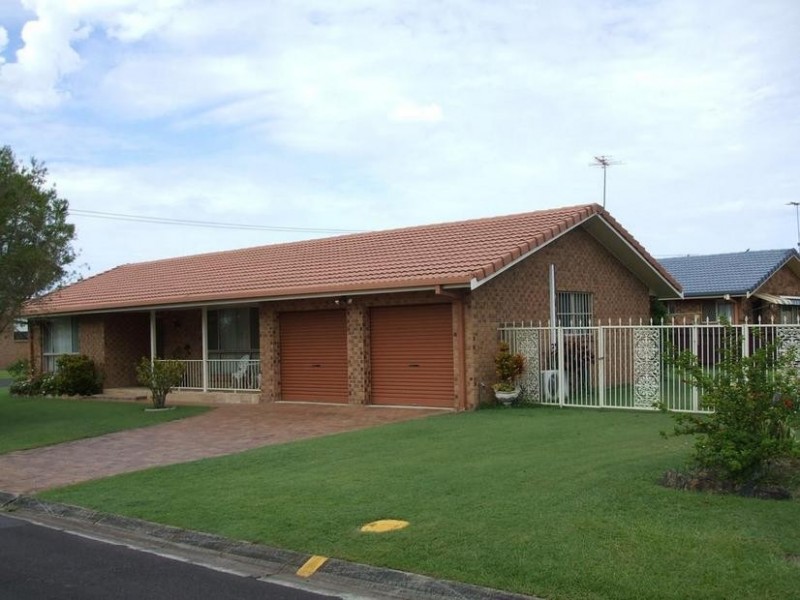 32 Daydream Avenue (also know as 28 Linderman Street), West Ballina NSW 2478