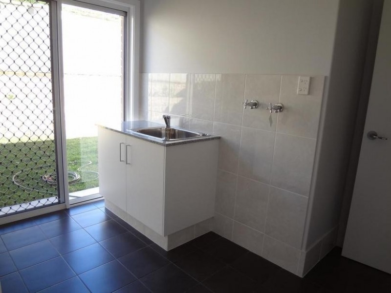 2/24 Chilcott Circuit, Cumbalum NSW 2478