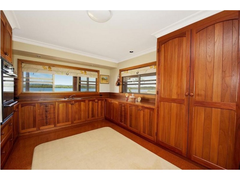 1102 River Drive, Keith Hall NSW 2478