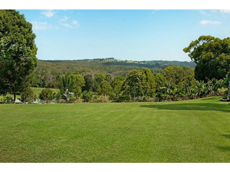 16 Davey Road, Uralba NSW 2477