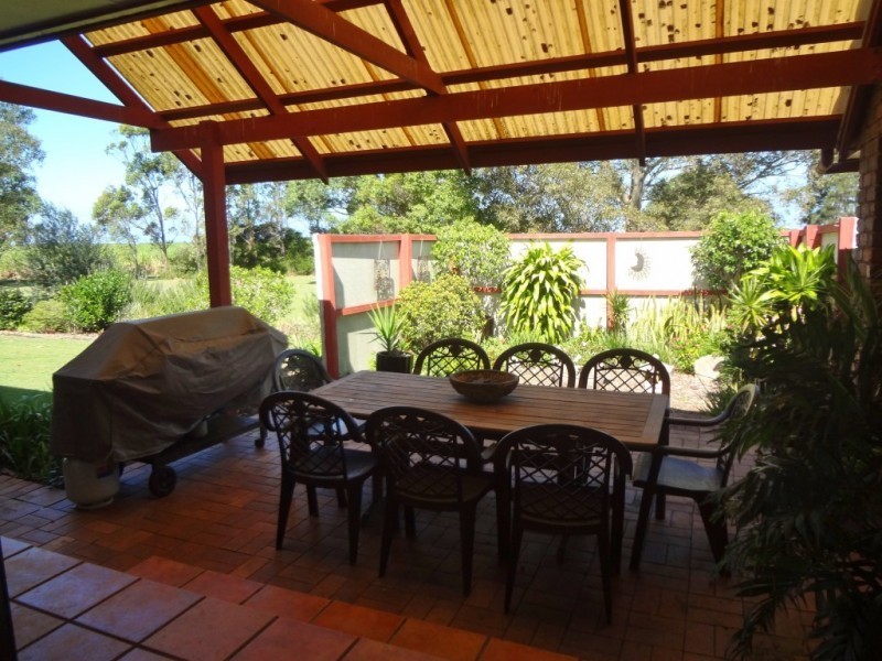 858 River Drive, Empire Vale NSW 2478