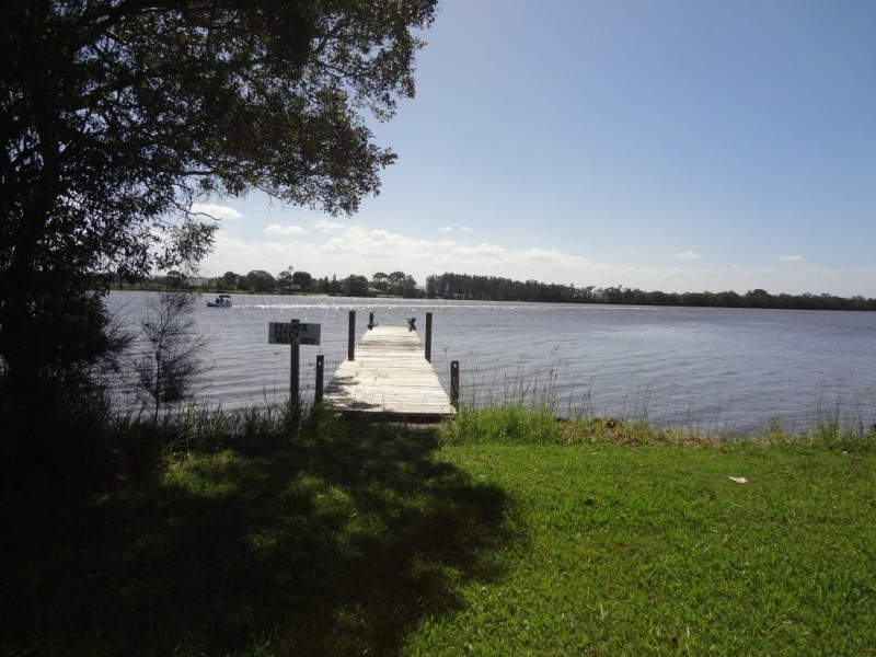 858 River Drive, Empire Vale NSW 2478