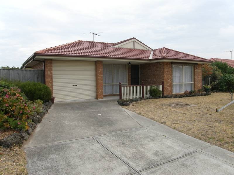 16 Dunstone Drive, Rosebud VIC 3939