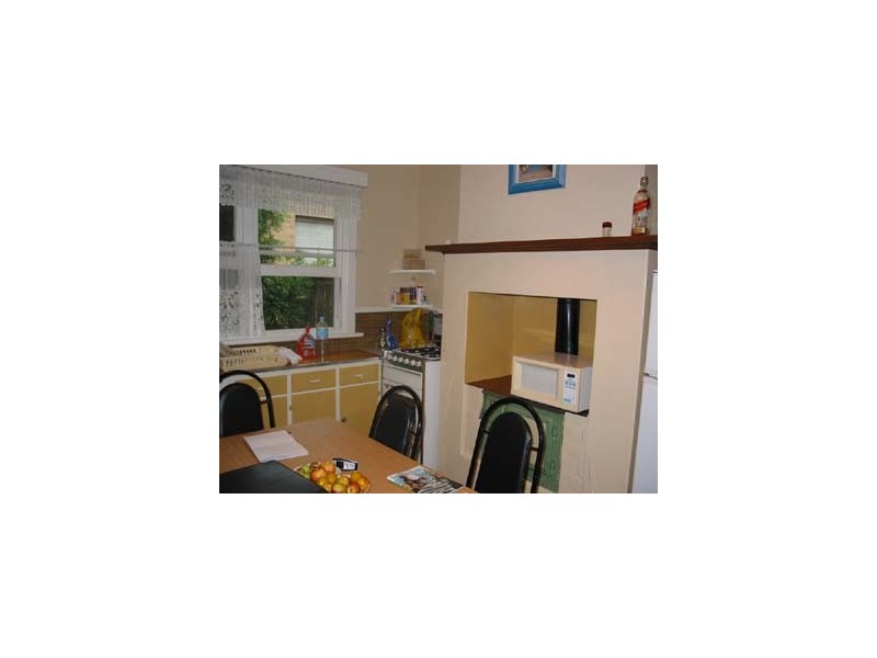 14 First Avenue, Rosebud VIC 3939