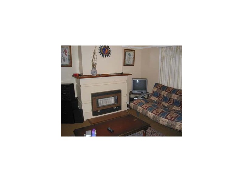 14 First Avenue, Rosebud VIC 3939