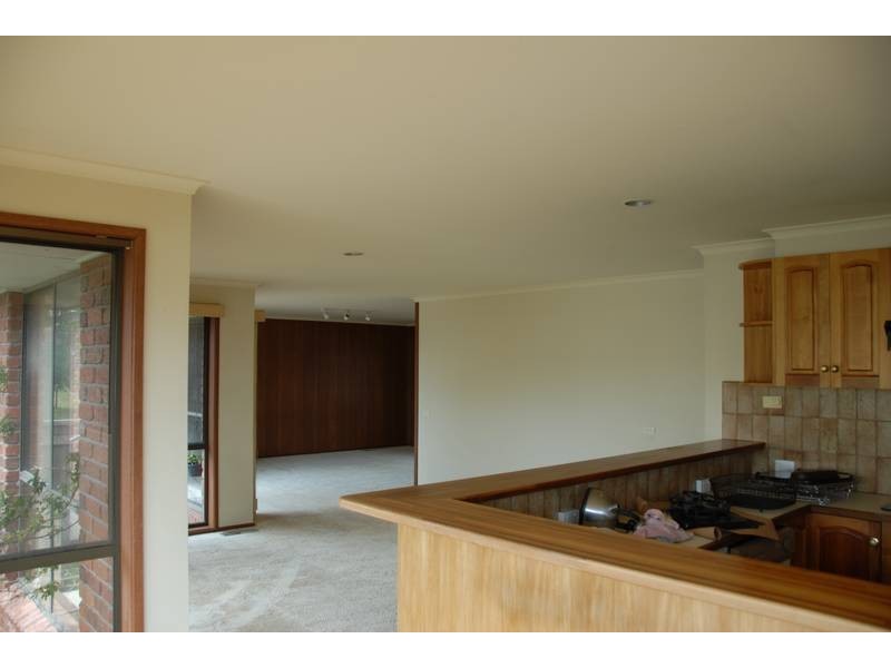 1 Crest Drive, Rosebud VIC 3939