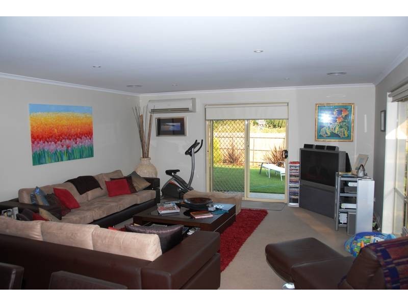 38 Mirriam Avenue, Rosebud West VIC 3940