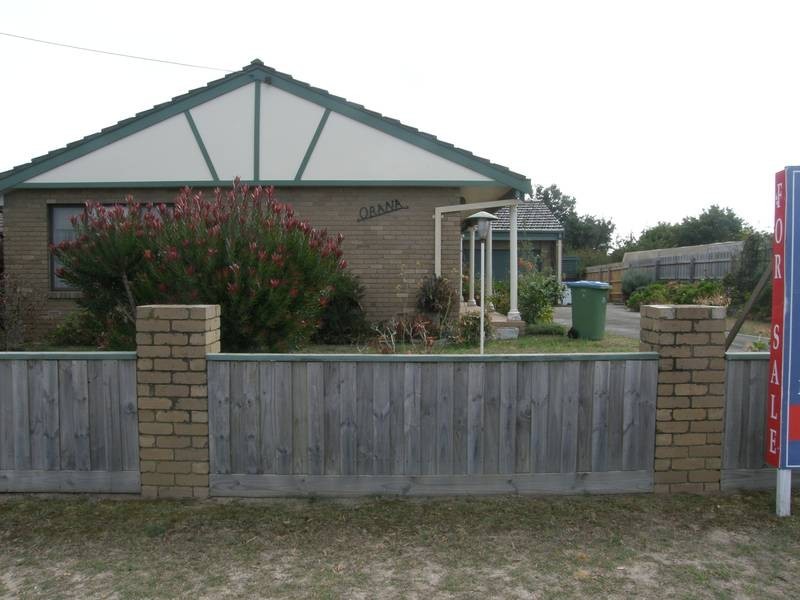 8 Harridge Street, Rosebud VIC 3939