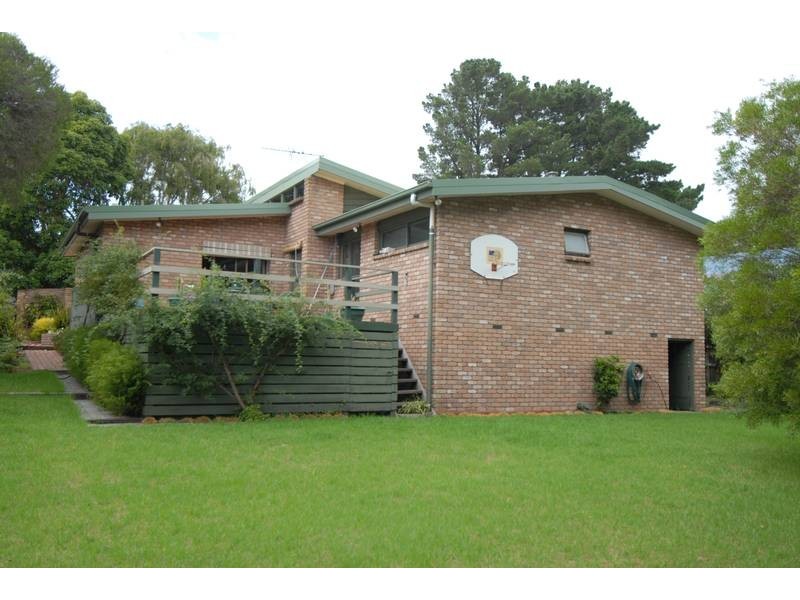 44 Wakool Avenue, Rosebud VIC 3939