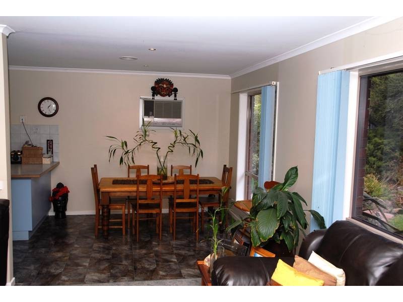 64 Sunningdale Road, Rosebud VIC 3939