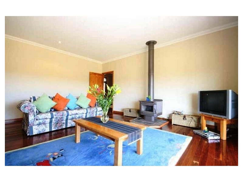 129 Oakbank Road, Mornington VIC 3931