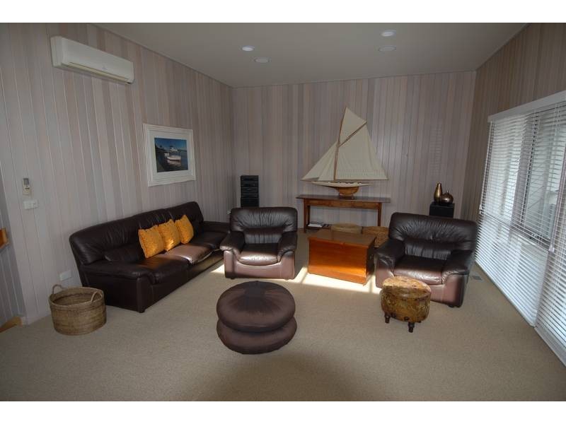 30-32 Goolgowie Street, Rosebud VIC 3939