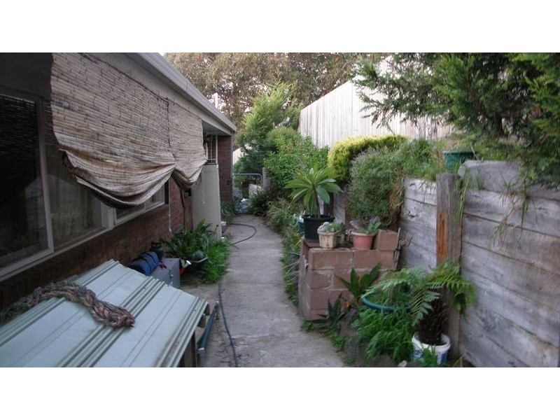 11 Attuna Crescent, Rosebud West VIC 3940