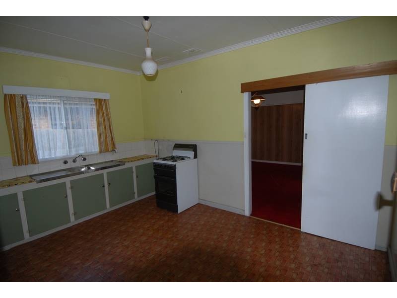 21 Thomas Street, Rosebud VIC 3939