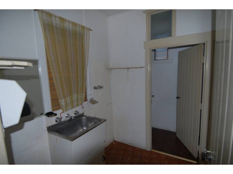 21 Thomas Street, Rosebud VIC 3939