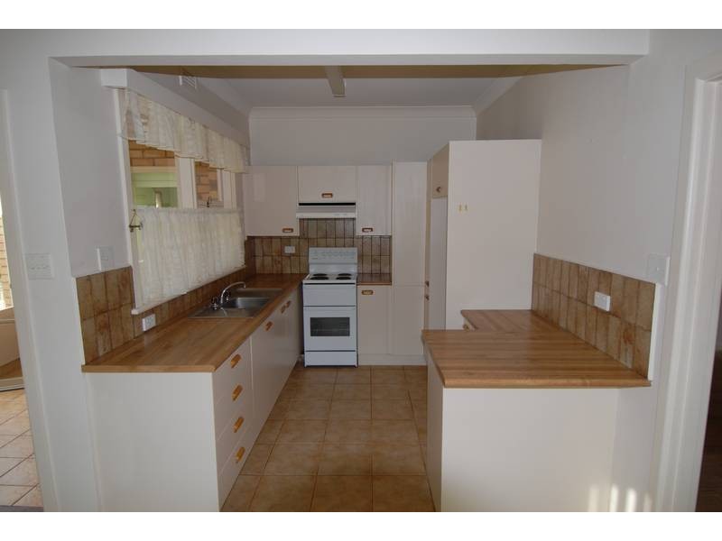 99 Jetty Road, Rosebud VIC 3939