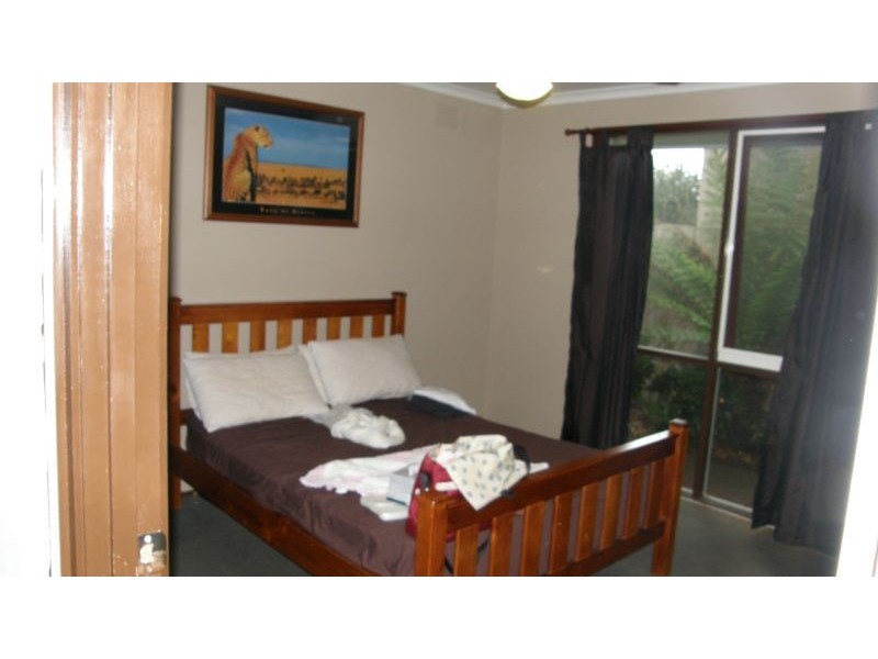 63 Seventh Avenue, Rosebud VIC 3939