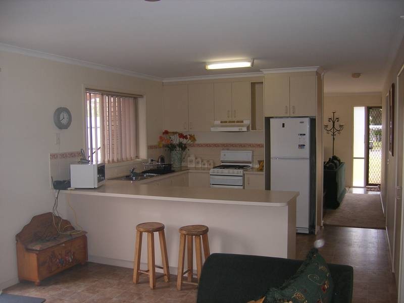 90 Ashendon Square, Rosebud VIC 3939