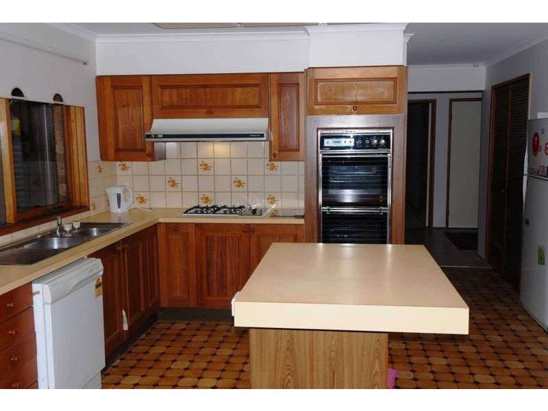 6 Birkley Court, Rosebud VIC 3939