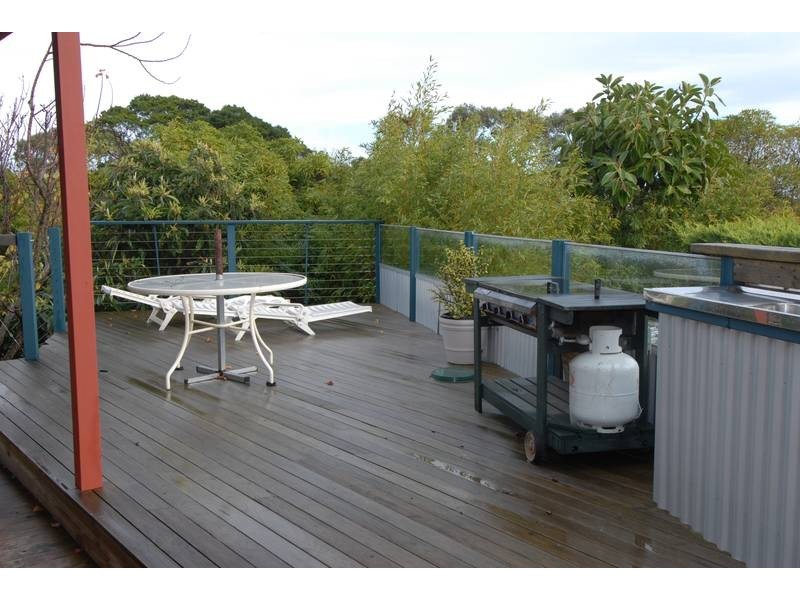 6 Cairn Road, Mccrae VIC 3938