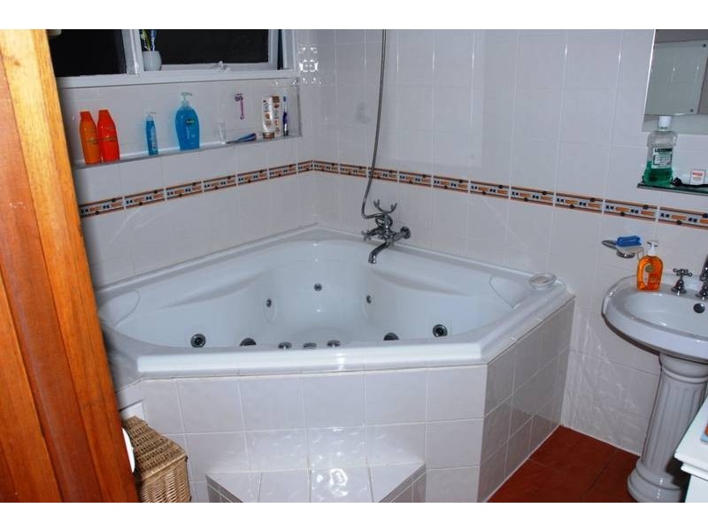 33 Besgrove Street, Rosebud VIC 3939