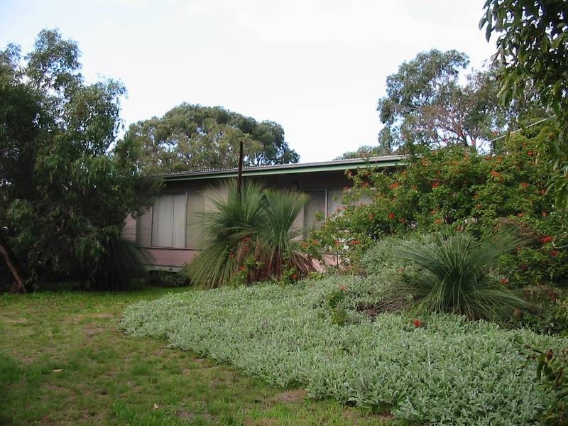 15 Anne Street, Rosebud VIC 3939