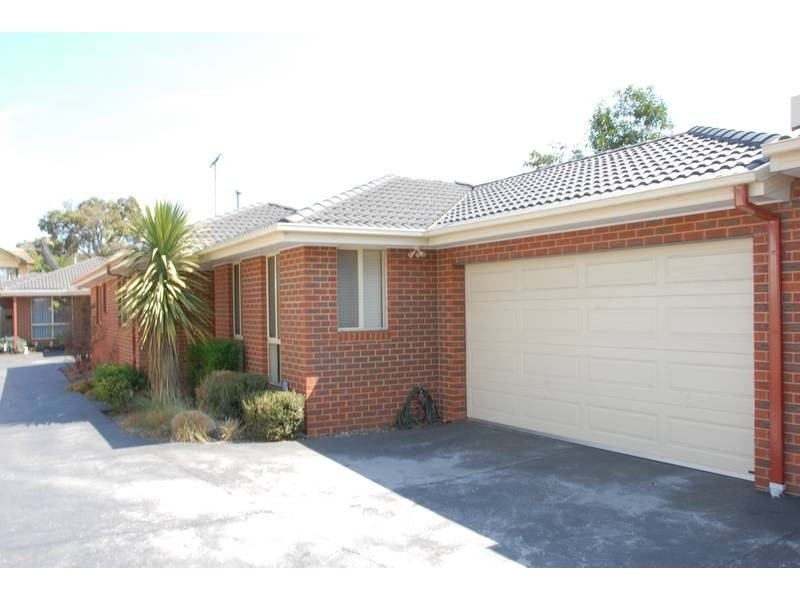 2/26 Warranilla Avenue, Rosebud VIC 3939