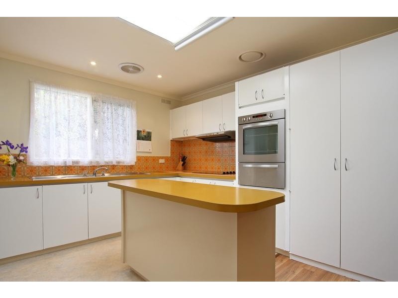 55 Mawarra Avenue, Rosebud VIC 3939