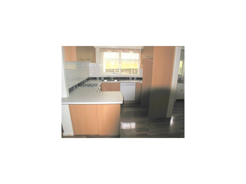 36 Warranilla Avenue, Rosebud VIC 3939