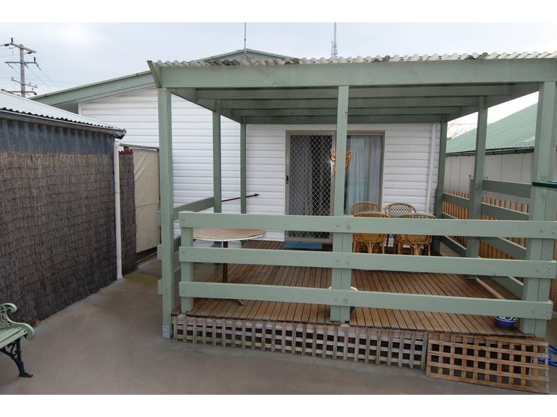 13 First Avenue, Rosebud VIC 3939