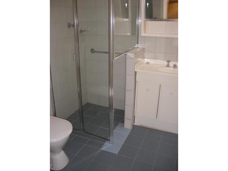 21-23 Moorfield Avenue, Rosebud West VIC 3940