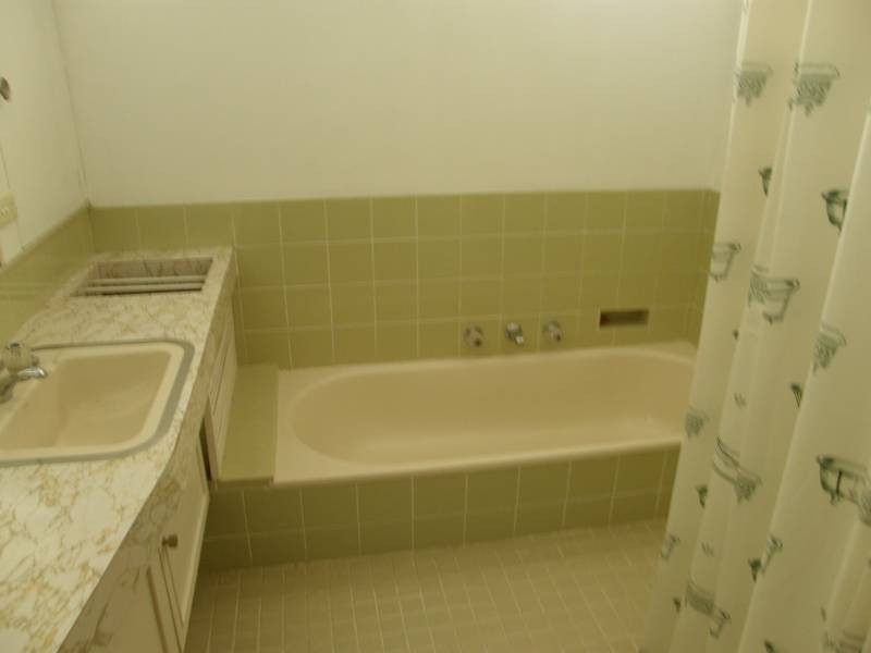 16 Broadway, Rosebud West VIC 3940