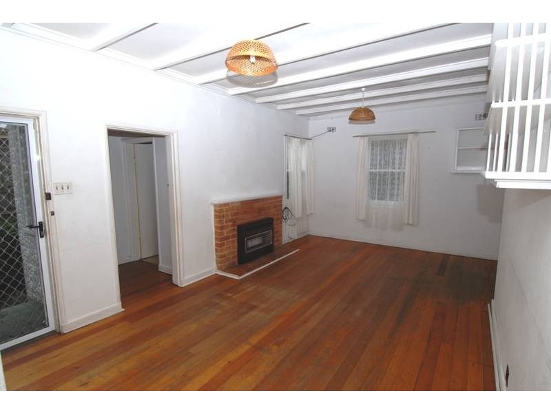 44 Eighth Avenue, Rosebud VIC 3939