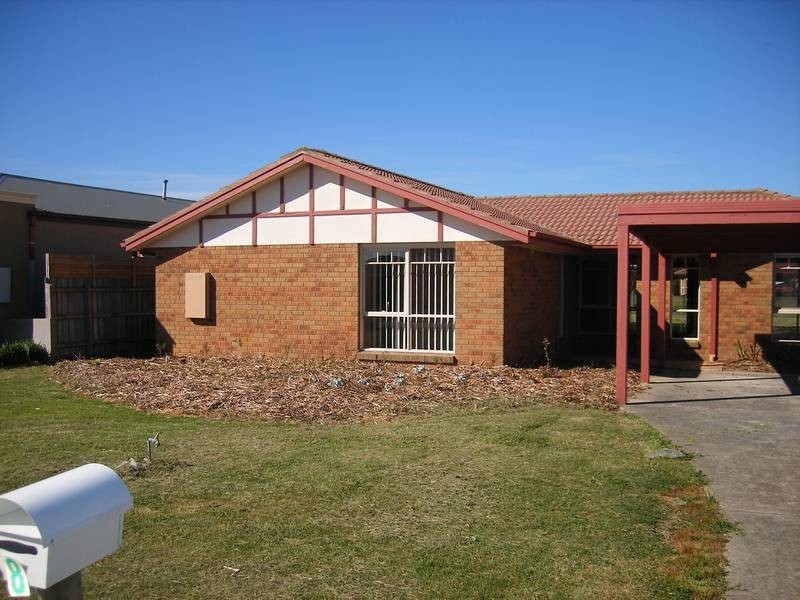 8 Lakeview Drive, Safety Beach VIC 3936