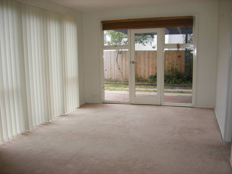 100 Spray Street, Rosebud VIC 3939