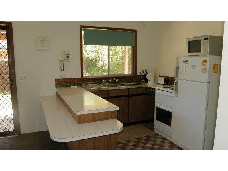 3 Boronia Avenue, Rosebud West VIC 3940