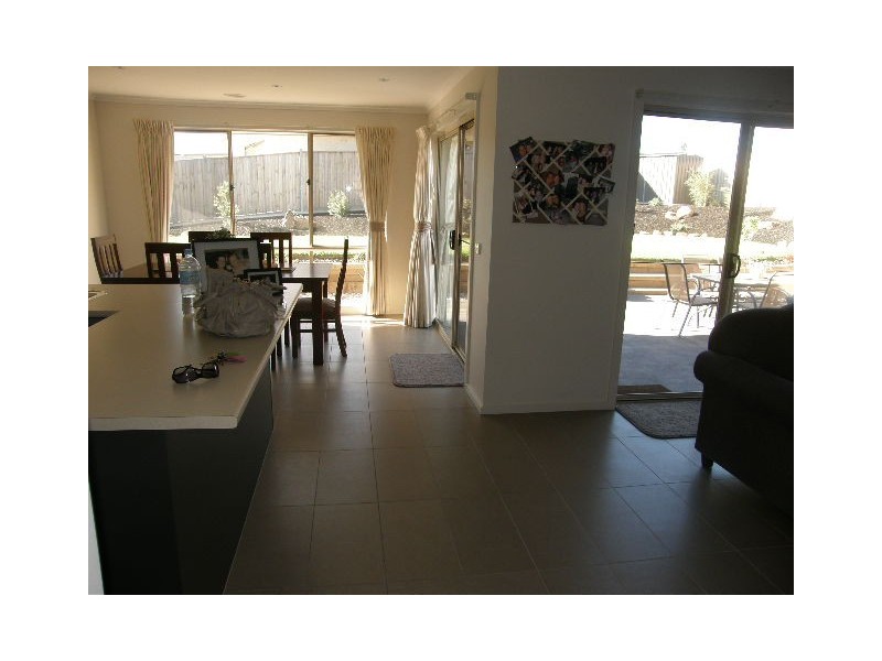 6 Rosella Rise, Rosebud VIC 3939