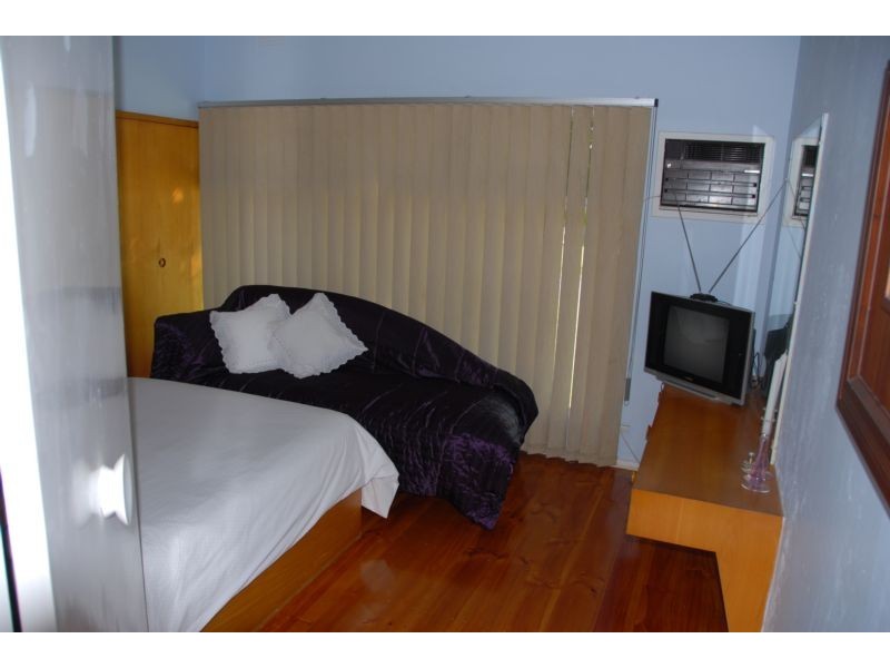 33 Spray Street, Rosebud VIC 3939