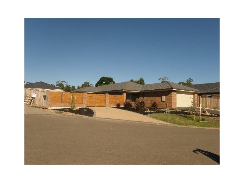 6 Rosella Rise, Rosebud VIC 3939