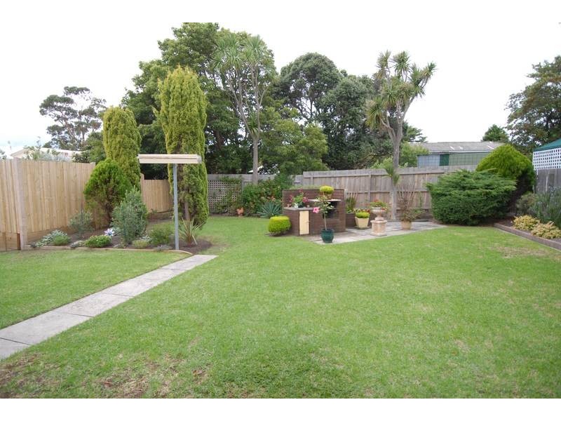 43 Second Avenue, Rosebud VIC 3939